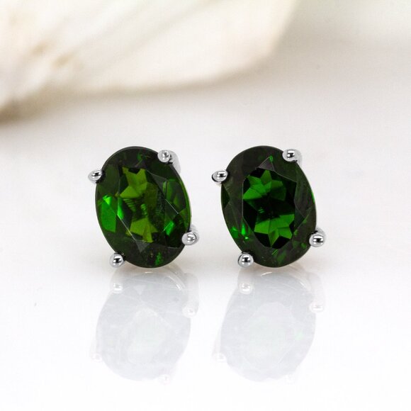 2.6cts Chrome Diopside Stud Earrings in 14K Solid Gold | Oval Shape 8x6mm - Picture 4 of 8